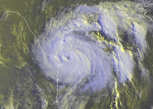 Hurricane Dolly makes landfall on the Texas Coast